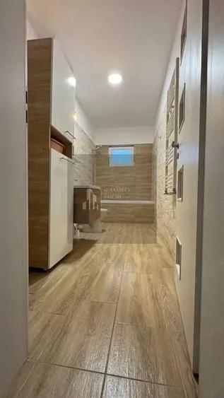 Apartament cu 3 camere semidecomandat în Metalurgiei