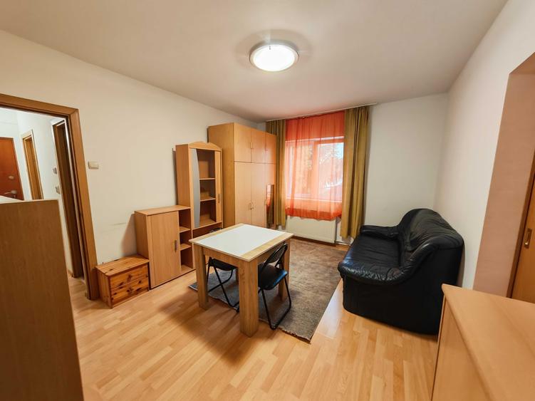 Apartament cu 2 camere nedecomandat în Cedonia