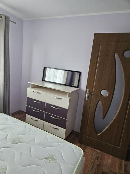 Apartament cu 3 camere semidecomandat în George Enescu