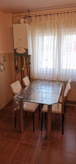 Apartament cu 2 camere semidecomandat în Micălaca