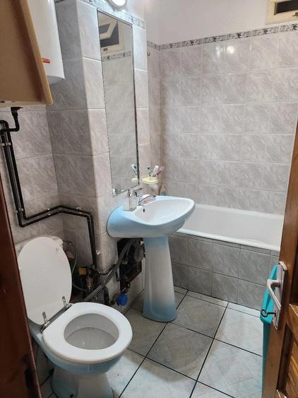 Apartament cu 2 camere semidecomandat în Crihala