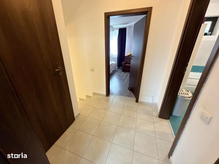 Casă cu 4 camere în Olteniței
