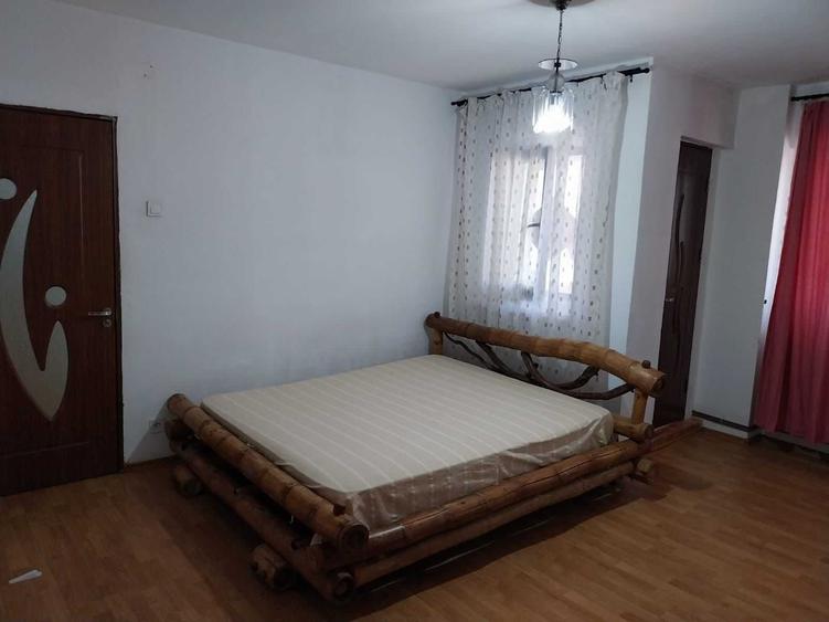 Inchiriez garsoniera 54 m2 zona centrala, Craiova - 1