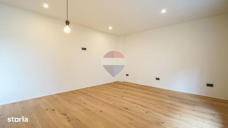 Apartament cu 3 camere în Centrul Istoric