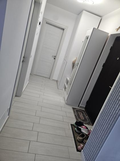 Apartament cu 2 camere decomandat în Exterior Vest