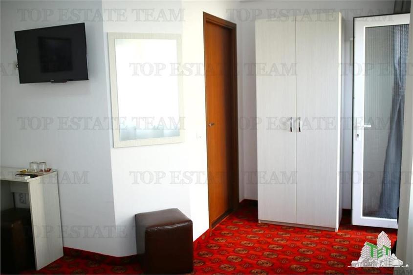 Casă individuală cu 17 camere cu Teren 796 Mp în Central