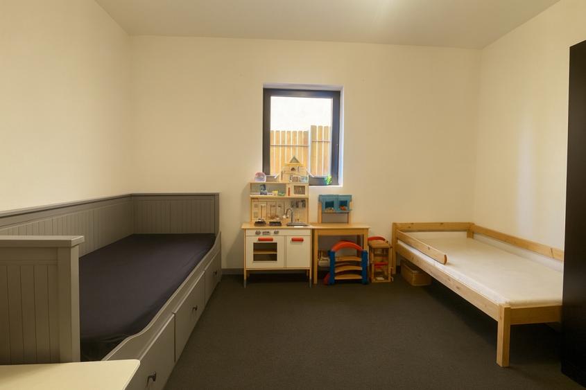 Casă cu 5 camere cu Teren 238 Mp în Cisnădie