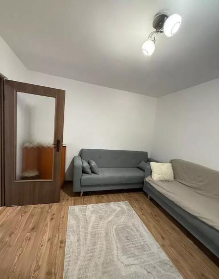 Garsonieră decomandată, mobilată în Tomis Nord