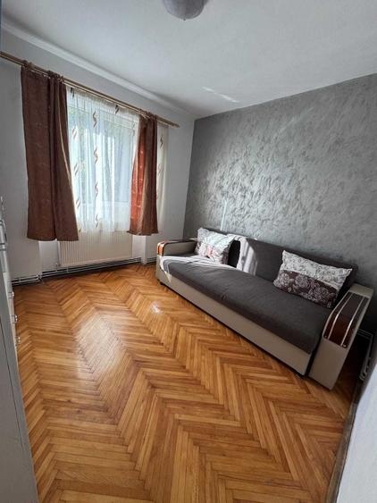 Apartament de inchiriat Rejele Mihai 1 etaj unu - 5
