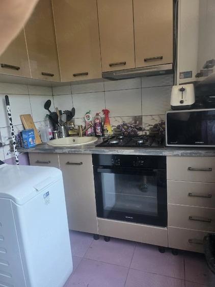 Apartament cu 2 camere semidecomandat în Pieptănari