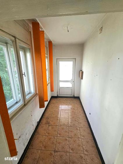 Casă cu 4 camere cu Teren 420 Mp în Titulescu