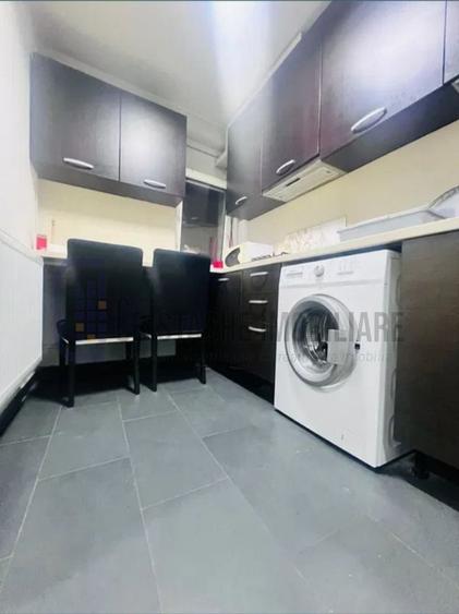 Apartament cu 2 camere decomandat, mobilat în Apărătorii Patriei