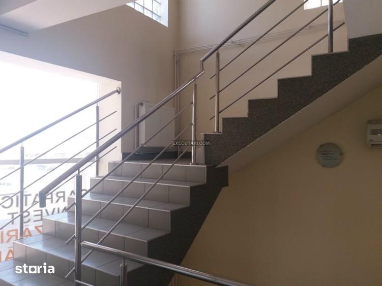 Spațiu comercial, de 600 mp, în Central