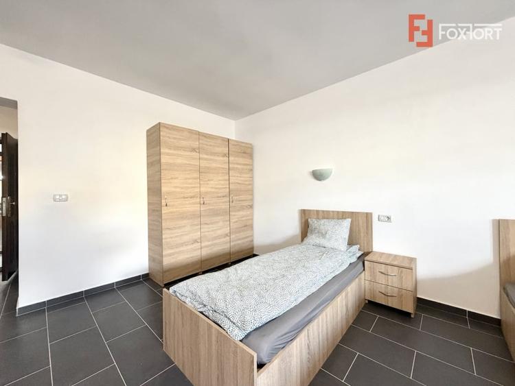 Hotel/Pensiune, de 1,050 mp, în Dumbrăvița