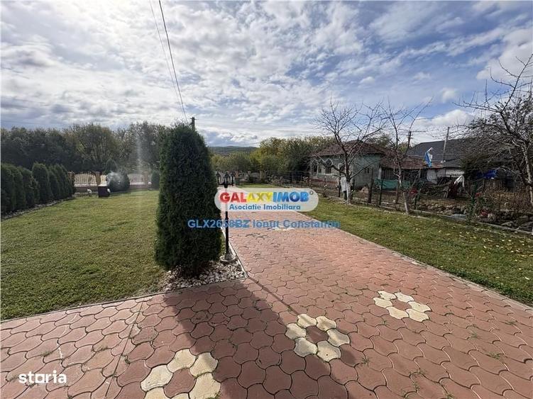 Casă cu 4 camere decomandat cu Teren 725 Mp în Tisău