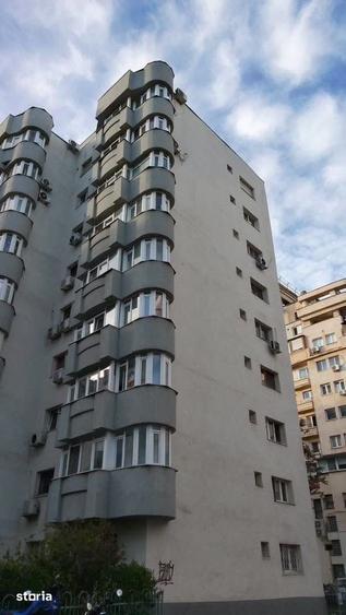 Apartament 3 camere,2 bai 76, mp, an 1990 nerva traian -unirii - 2