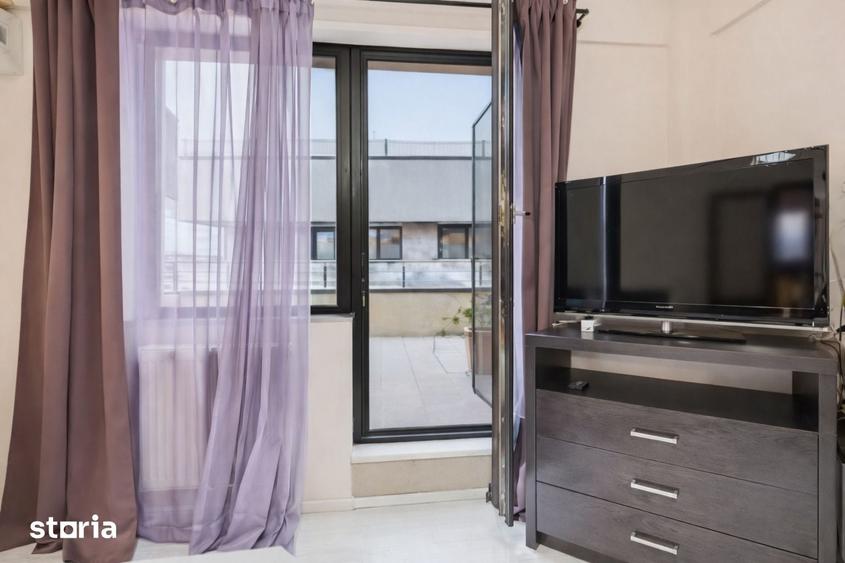 Apartament cu 3 camere decomandat, mobilat în Centru Civic