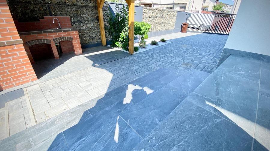 Casă individuală cu 4 camere cu Canalizare în Șelimbăr