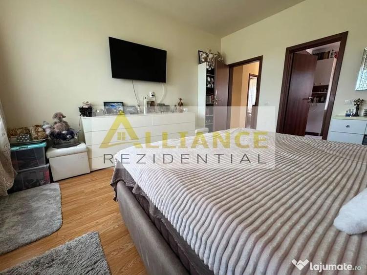 Casă cu 4 camere cu Teren 300 Mp în Glina