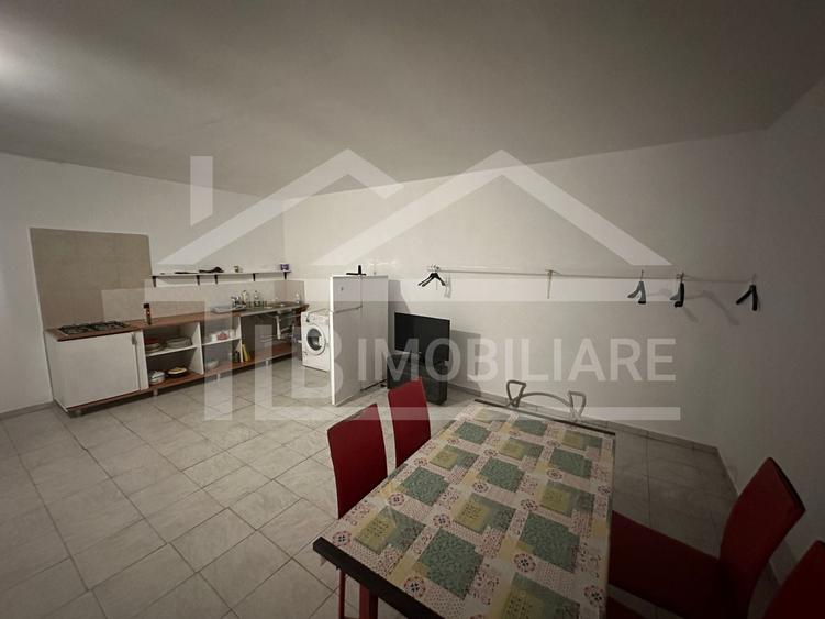 Casă individuală cu 3 camere cu Teren 100 Mp în Mureșeni