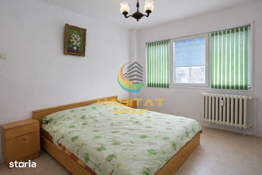 Apartament cu 3 camere decomandat în Berceni