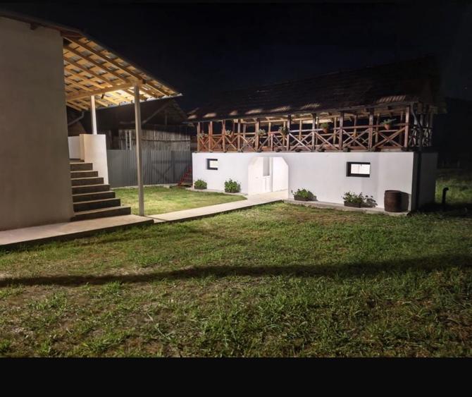Casă cu 3 camere în Central