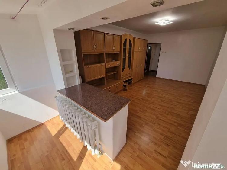 Apartament cu 2 camere decomandat în Abator