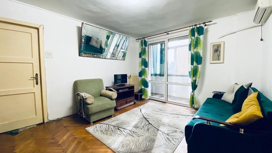 Apartament cu 2 camere semidecomandat în Cișmigiu