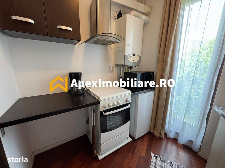 Apartament cu 2 camere semidecomandat, mobilat în Armeneasca