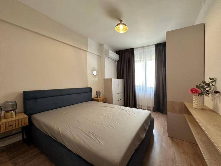 Apartament cu 2 camere decomandat, mobilat în Parcul Carol