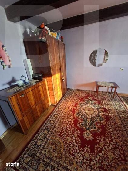 Casă cu 4 camere cu Teren 3404 Mp în Central