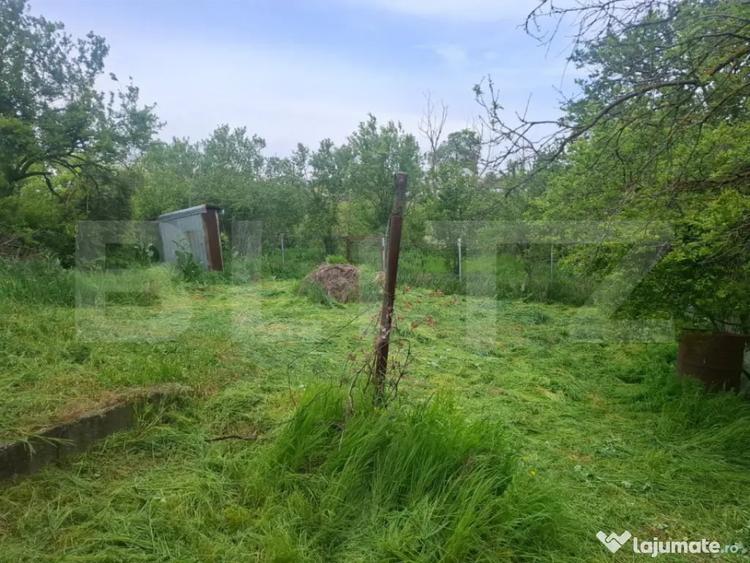 Casă cu 5 camere cu Teren 2300 Mp în Mătăsaru