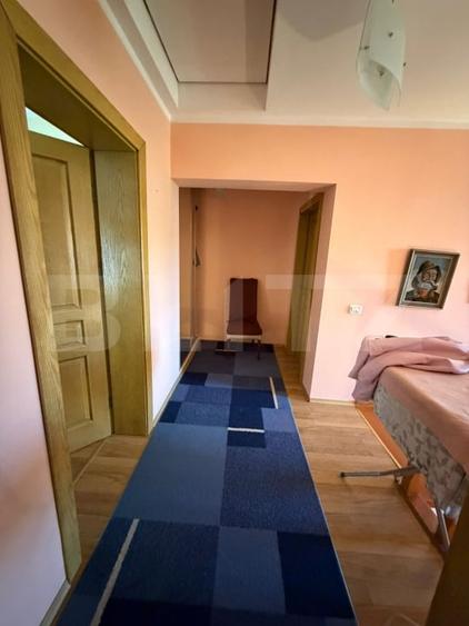 Casă individuală cu 5 camere cu Canalizare în Sânandrei