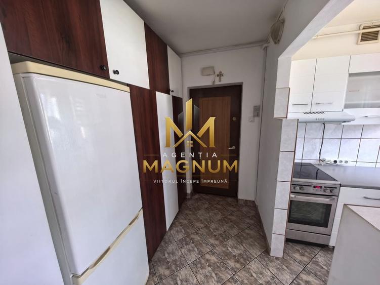 Apartament cu 2 camere semidecomandat, mobilat în Ultracentral