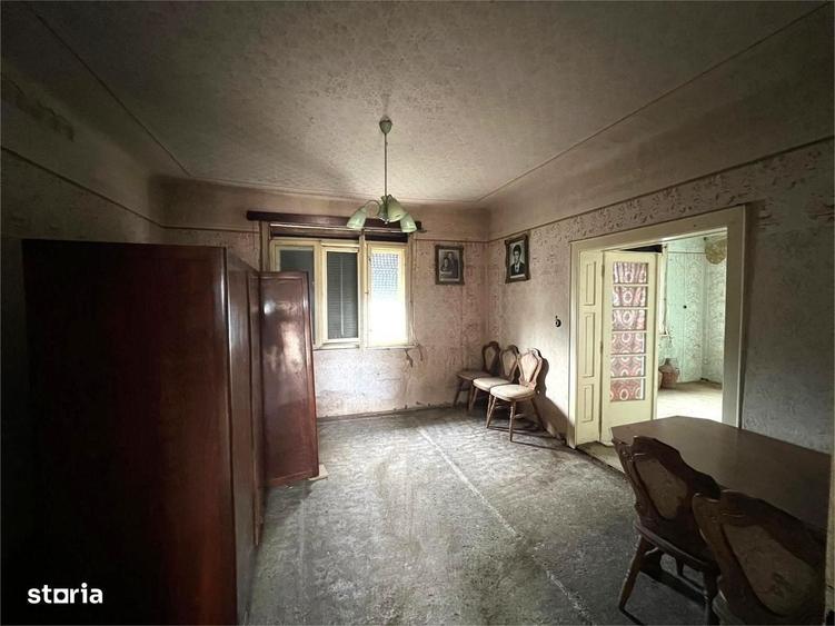 Casă cu 3 camere în Berindan