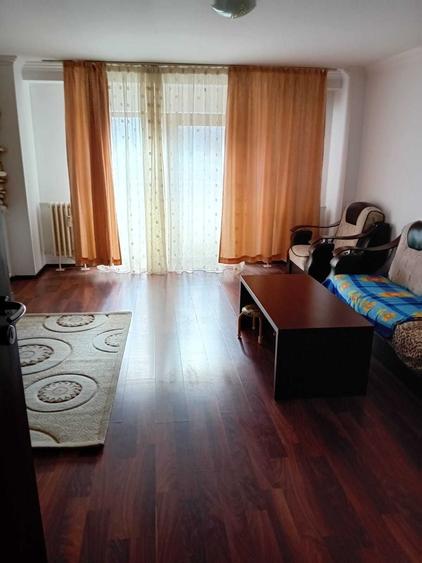Apartament cu 3 camere decomandat în Alba Iulia