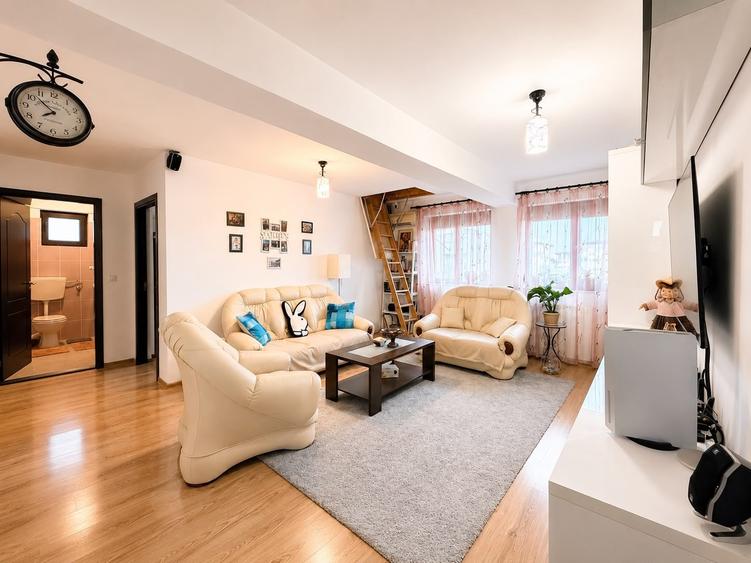 Apartament cu 3 camere decomandat, mobilat în Berceni