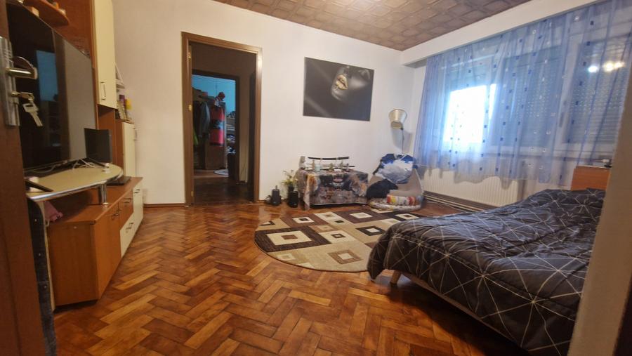 Apartament cu 2 camere semidecomandat în Astra