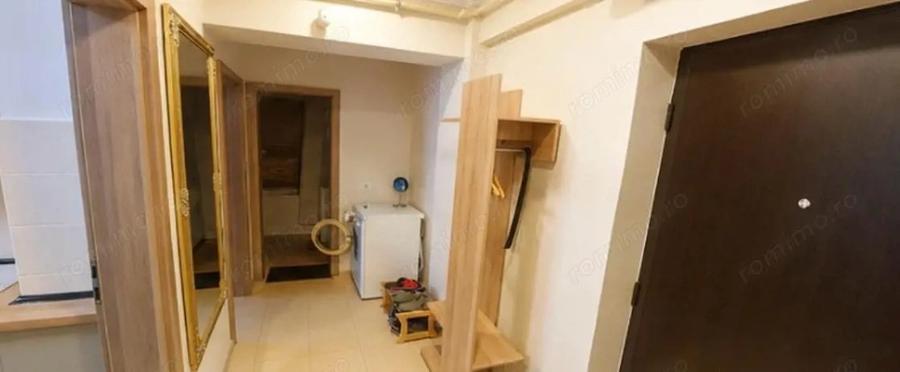 Apartament cu 2 camere decomandat, mobilat în Casa de Cultură