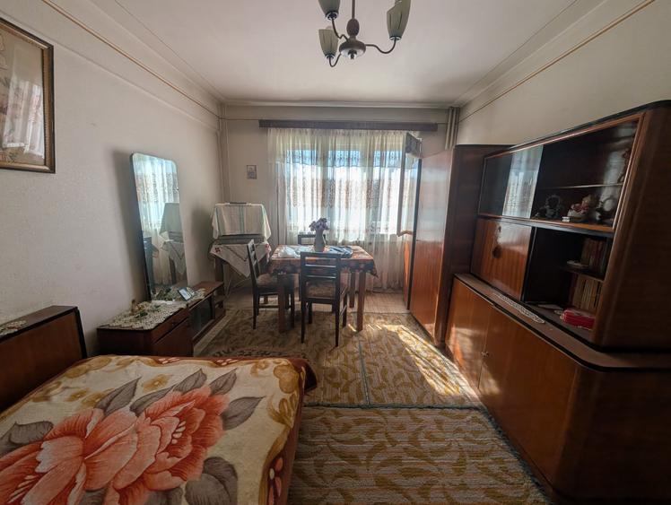 Apartament cu 2 camere nedecomandat în Ultracentral