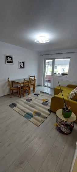 Apartament cu 3 camere în Șelimbăr