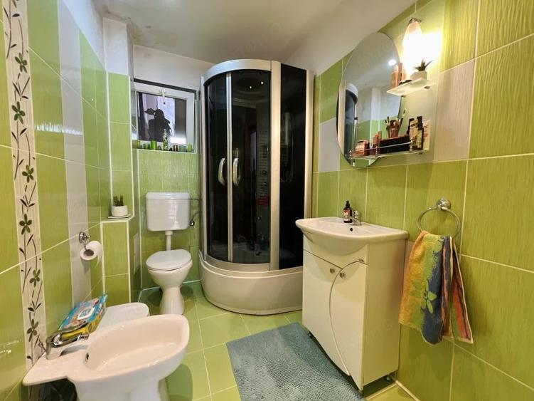 Casă cu 4 camere cu Teren 500 Mp în Mehala