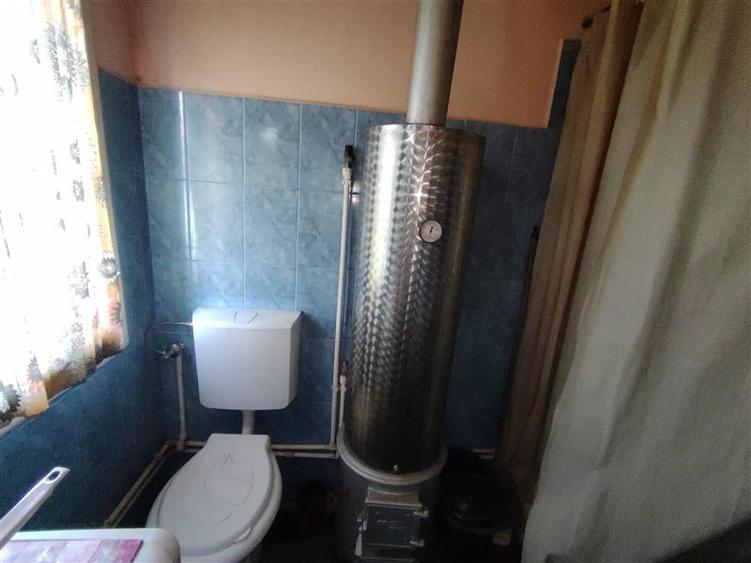 Casă individuală cu 3 camere cu Teren 1215 Mp în Ditrău