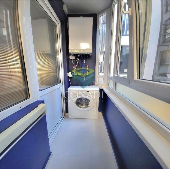 Apartament cu 2 camere semidecomandat, mobilat în Dacia