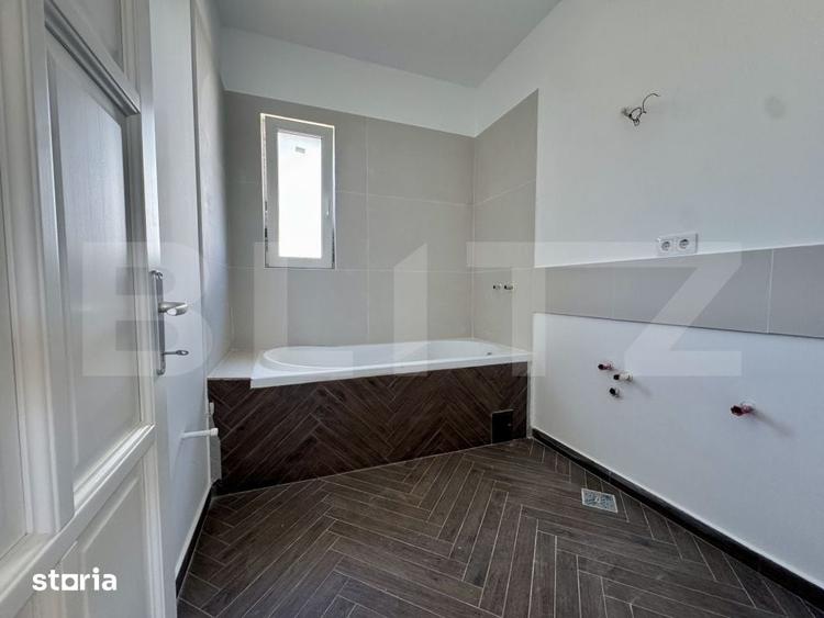 Casă cu 4 camere cu Teren 500 Mp în Corunca