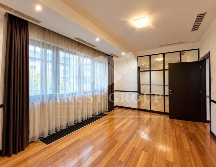 Apartament cu 3 camere decomandat, mobilat în Aviatorilor