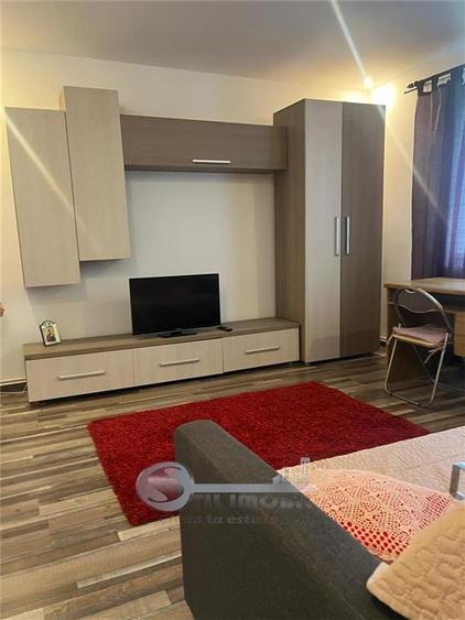 Apartament cu 2 camere semidecomandat în Copou