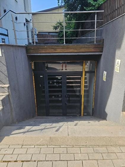 Spațiu comercial, de 150 mp, în Cuțitul de Argint