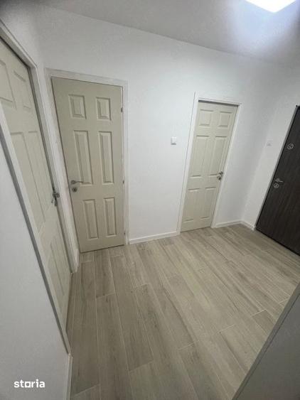 Apartament cu 3 camere decomandat în Ghencea