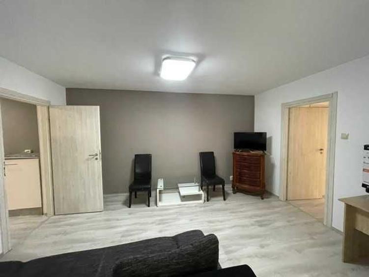 Apartament cu 2 camere semidecomandat în Gheorghe Lazăr